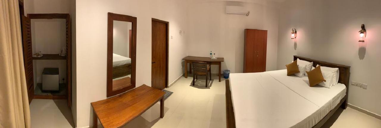 New Holiday Reach Unawatuna Luaran gambar