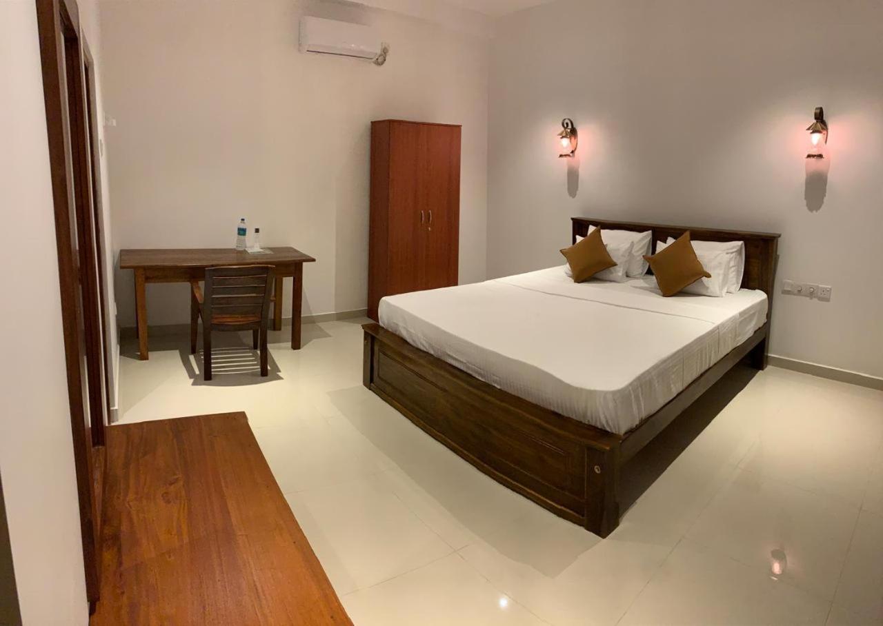 New Holiday Reach Unawatuna Luaran gambar